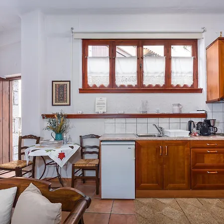 Appartement Nelfi's I - Arachova